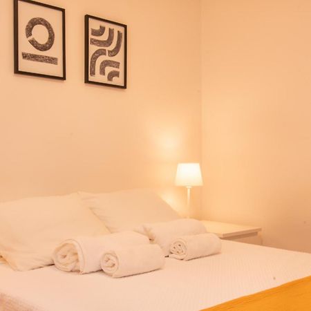 Ferienwohnung Charming & Peaceful Family Flat Lissabon Exterior foto