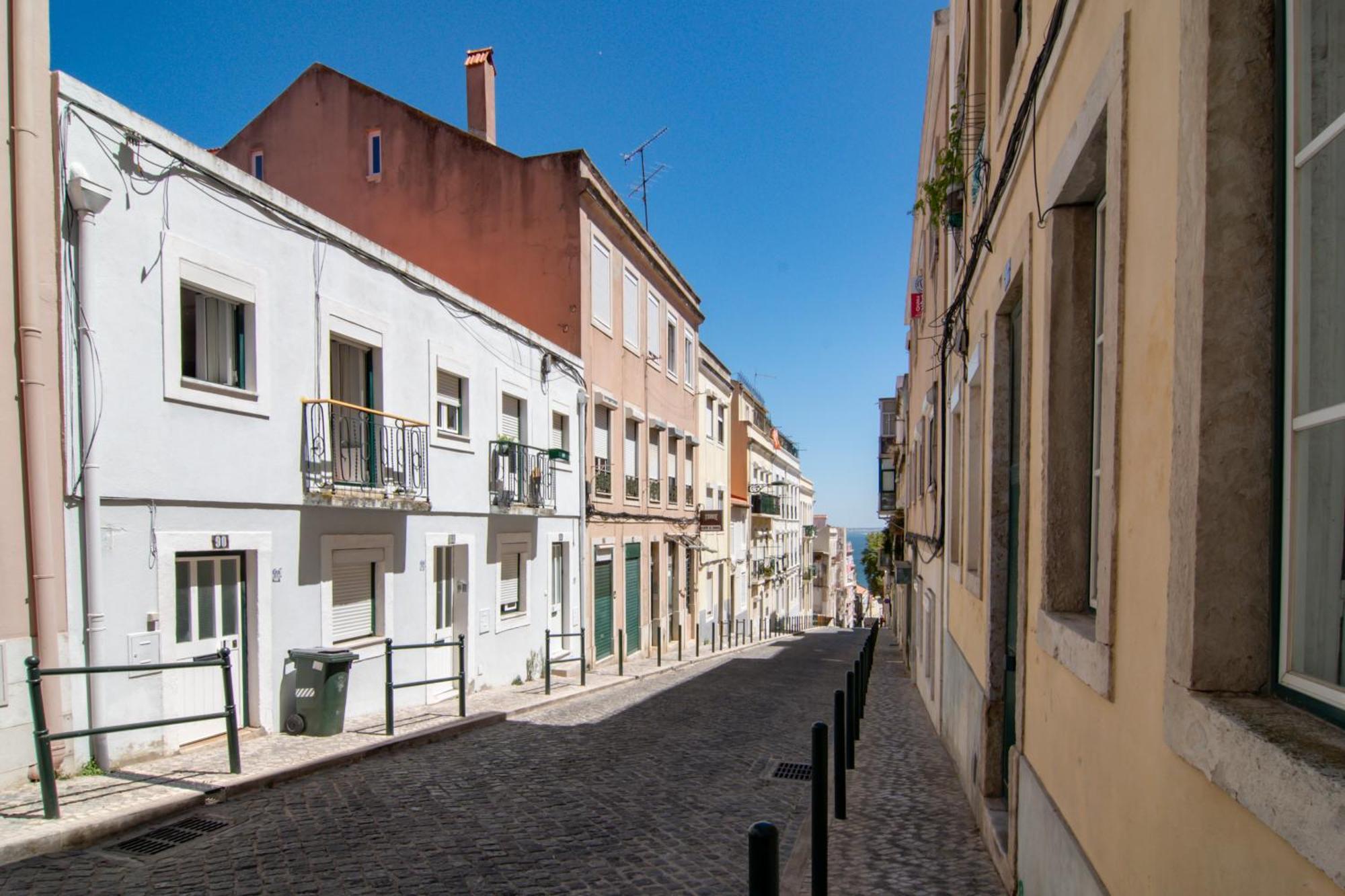Ferienwohnung Charming & Peaceful Family Flat Lissabon Exterior foto